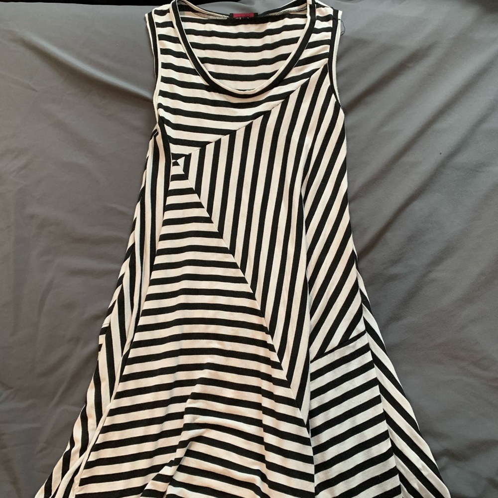 Black and White geometric dress